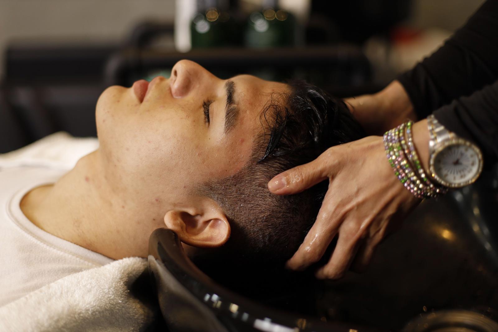 Head spa treatment for men in Los Angeles