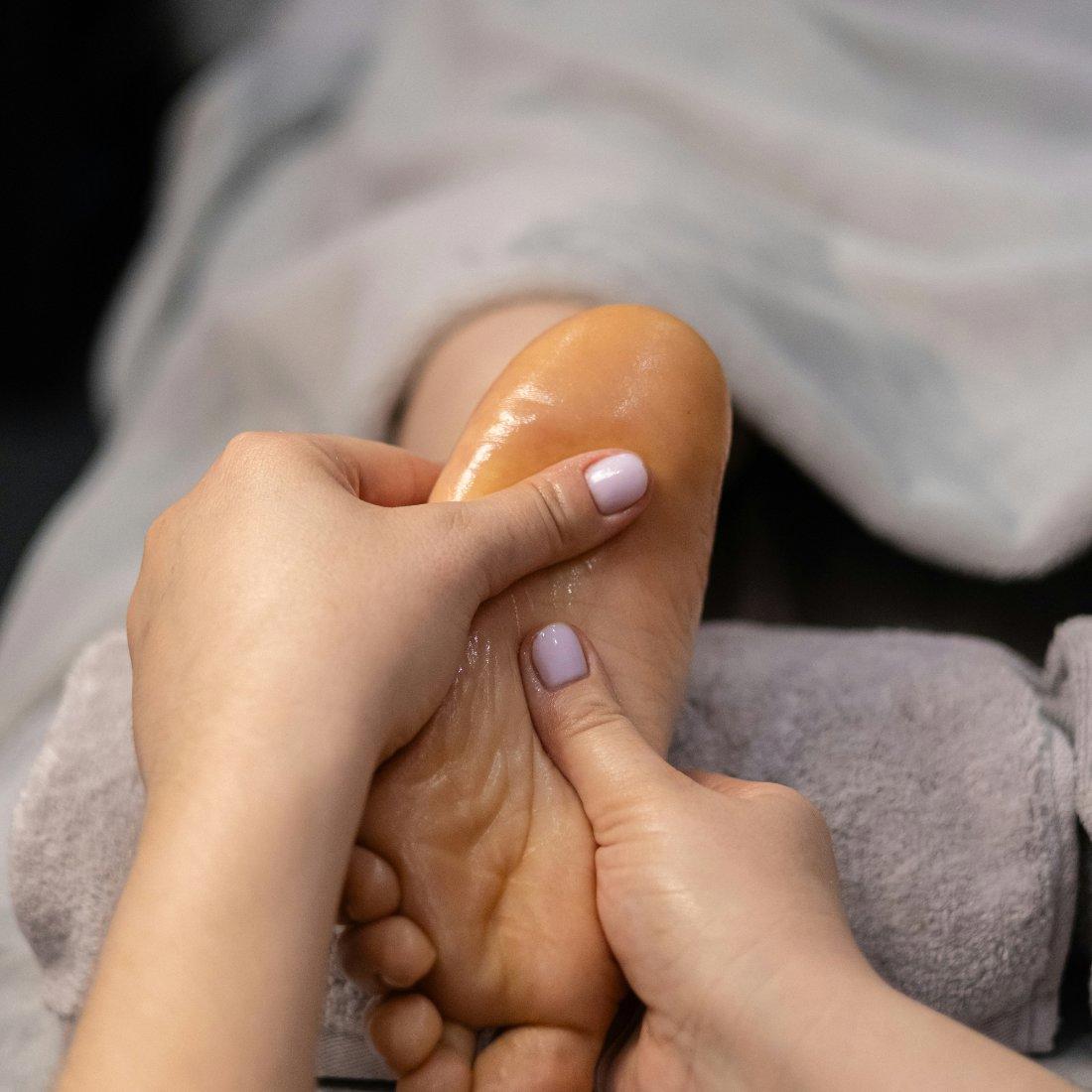 Foot relaxation massage at Luxe Luminary Spa